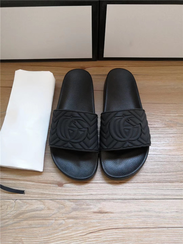 

New casual sandals for men and women will have new fashion and comfort items, outdoor Holiday Inn Beach from 36-45, with box, Black
