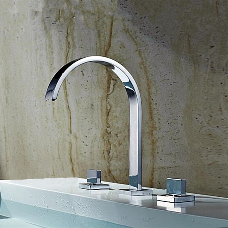 

2021 New High Quality Brass Material Chrome Hot and Cold Bathroom 8'widespread Basin Faucet Sink Mixer with Double Handles 4faw