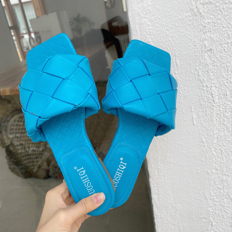 

2021 New Early Spring Ins Hot Push b Home Network Red Bean Bottom Woven Flat Slippers Fashion Roman Lazy Half Drag U68G, Beige