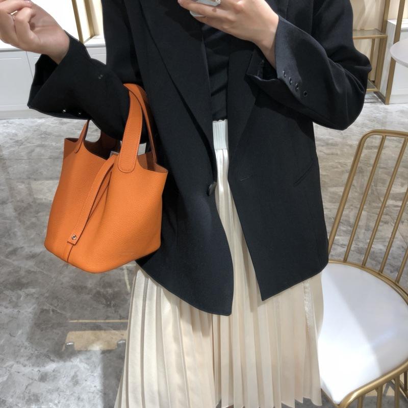 

Evening Bags Women Handbag Genuine Leather Fashion Bucket Bag Soft Large Space Simple And Versatile Female, White