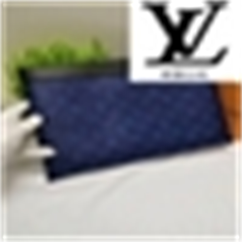 

M62291 Classic blue flower leather wallet REAL LEATHER Compact Long Wallets Chain Wallet Pouches Key Card Holders Phone Cases, Red;black