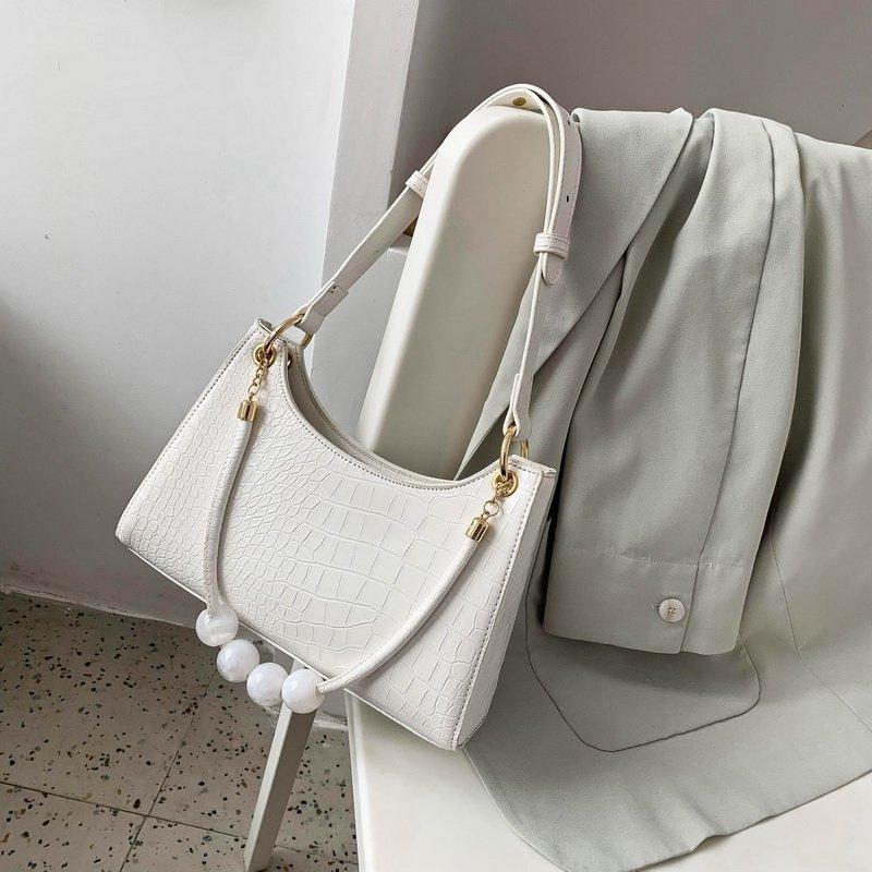 

Alligator Pattern Beading Handbag Women 2021 Vintage Baguette Female Chic Travel Daily Solid Color Clear PU Leather Shoulder Bag, Black