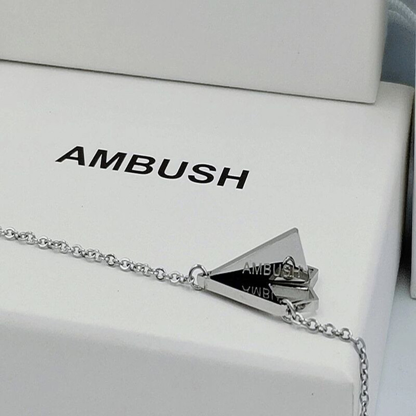 

2021 New Ambush 59cm Titanium Alloy Solid Paper Airplane Necklace Men Women with Original Box and Cloth Bag Accessories Plrw