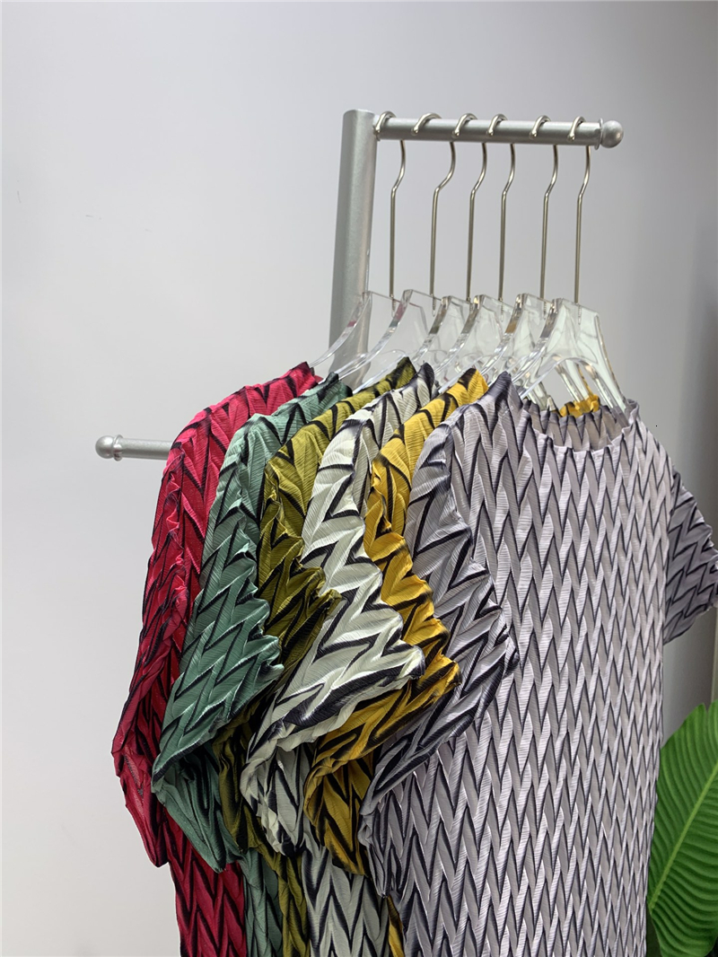 

New 2021 Spring Handmade Pleated Plus Size T-shirt Casual Aesthetic Clothing Cropped Top Women Vintage Tops 96xz, Khaki