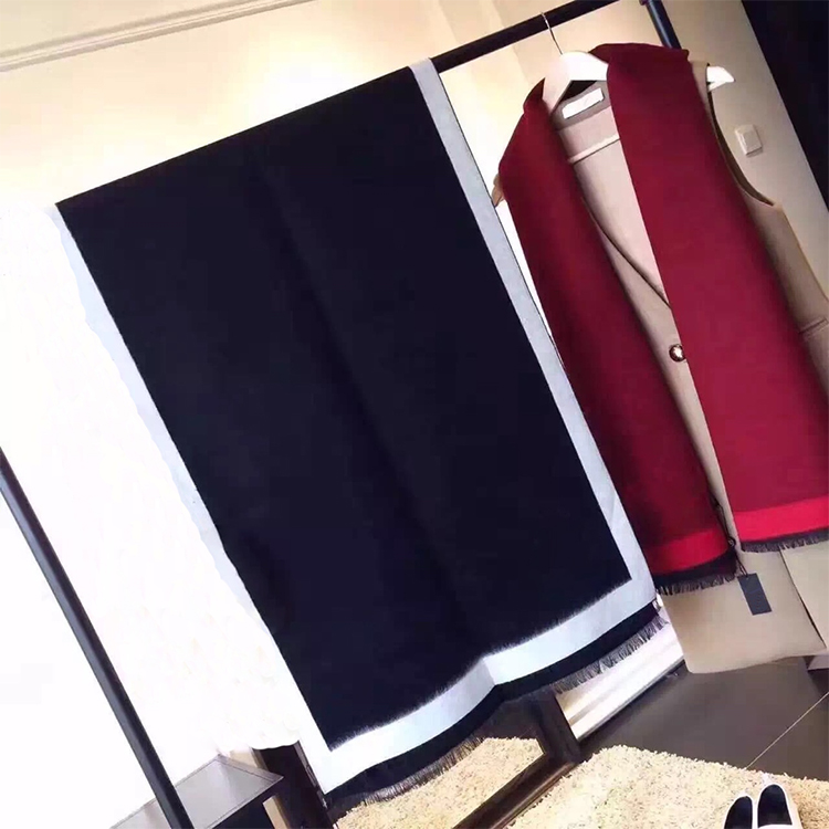 

2021 designer Scarf Shawl hat silk scarf brand designer high quality with box quality assurance wholesale pure cotton 104770