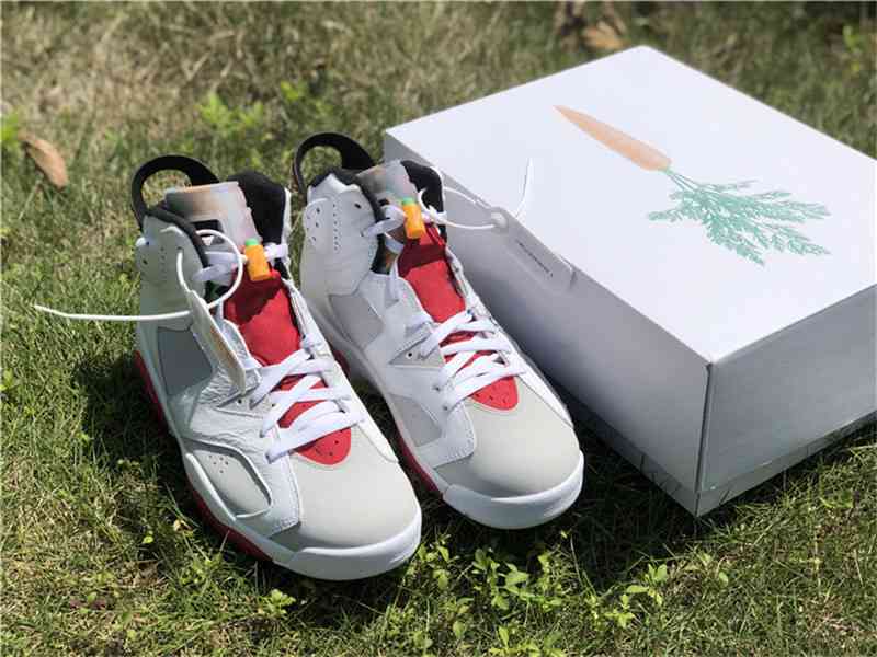 

2021 Authentic 6 Hare Athletic Shoes Men Women Neutral Grey White True Red Black Bugs Bunny 6S Trainers Sneakers CT8529-062 With Original Box