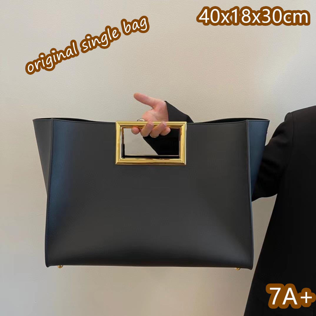 

fend!bag 7A+Clutch Bags 2021 SS Women's fashion stripe leather classic vintage luxury designer all paired with Simple Bag 40x18x30cm ca