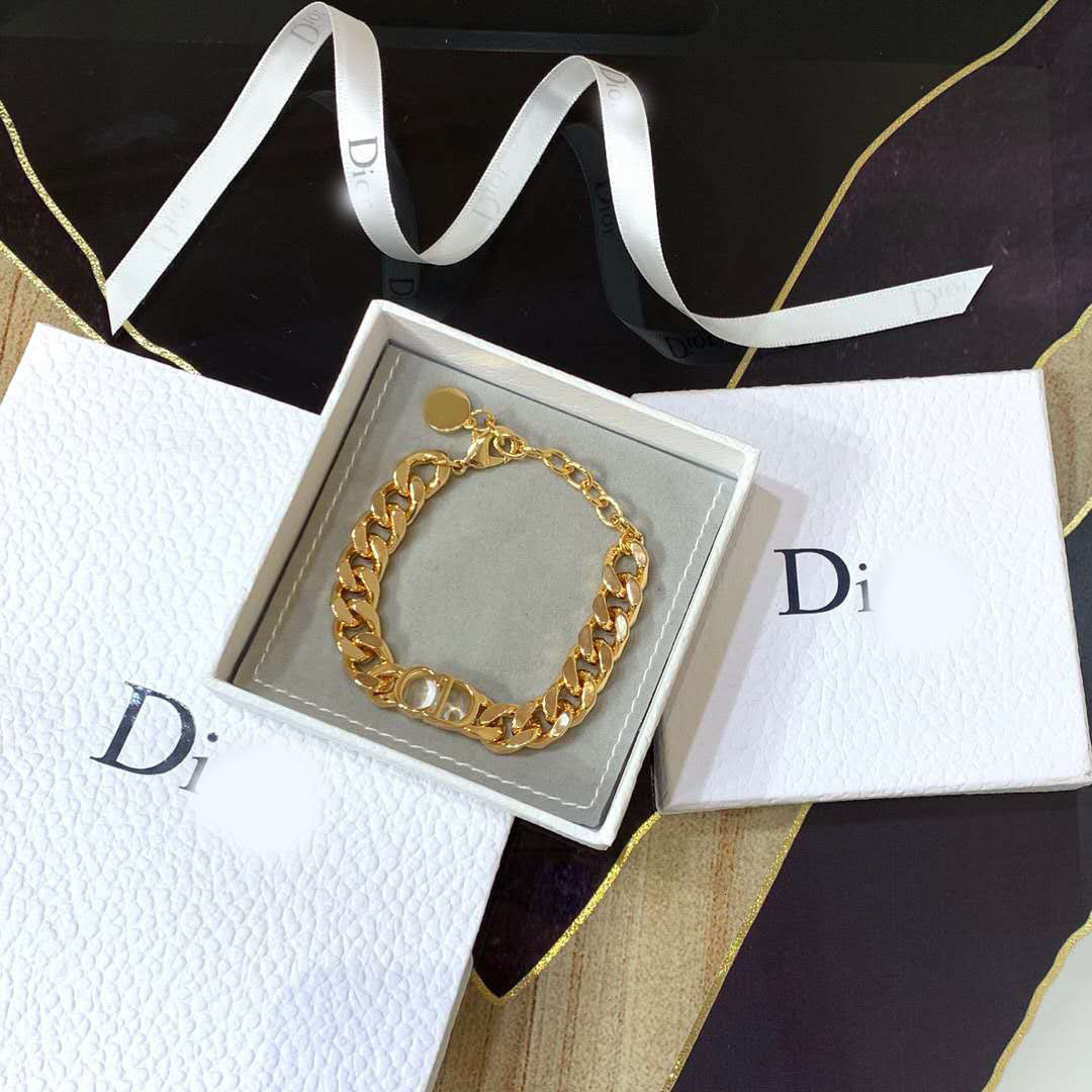

01 2021 classic d family / Dijia new naked letter CD Bracelet CLZA, Golden;silver