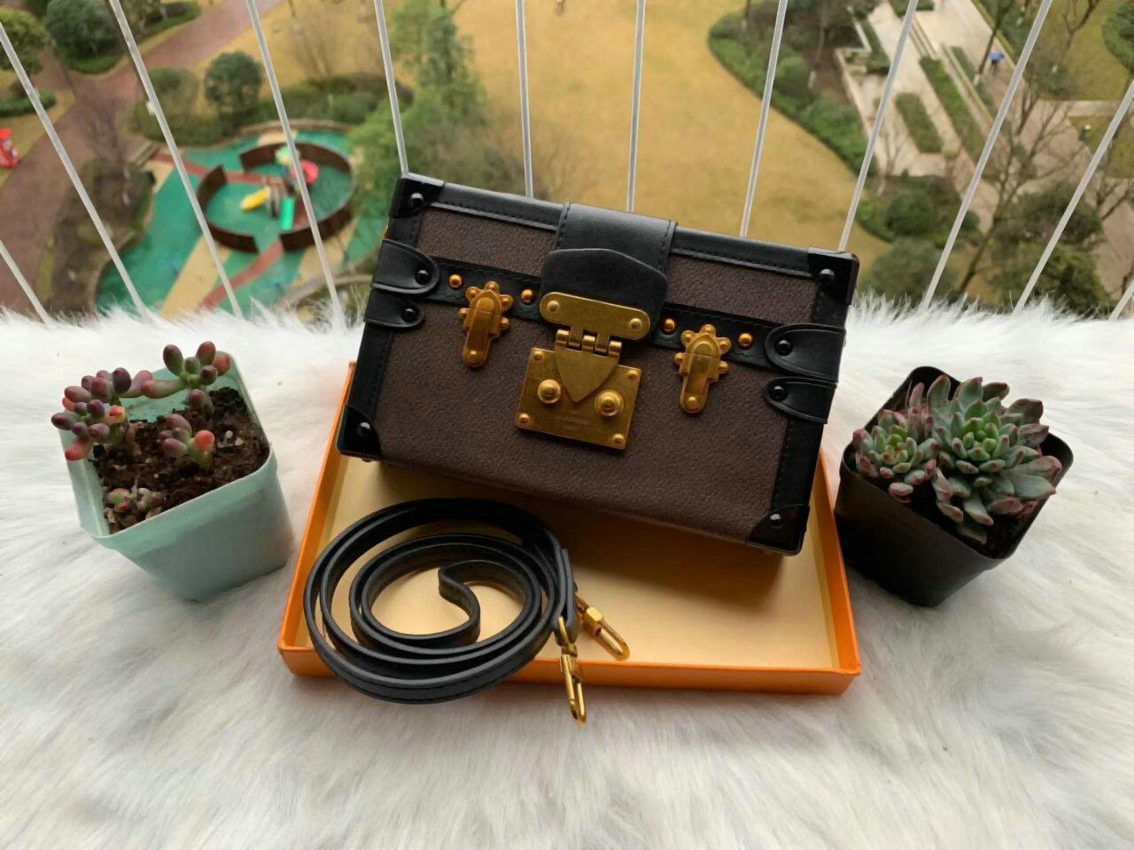 

Luxury Shoulder Handbags box Woman Evening Bag Leather Fashion Wholesale - Designer Clutch Messenger Petite Malle louiseitys viutonitys