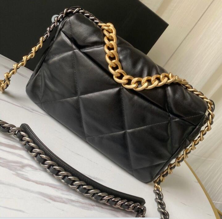 

designer handbags 19 bag women top quality lambskin crossbody soft leather big tote purse fashion metal chain flap shoulder bags