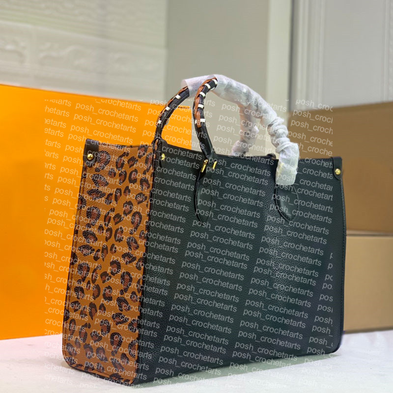 

Wild Animal Print Tote Bag for Women's Fall handbag Purses Solid PU Leather Totes With Leopard Prints on Sides, White zippy wallet