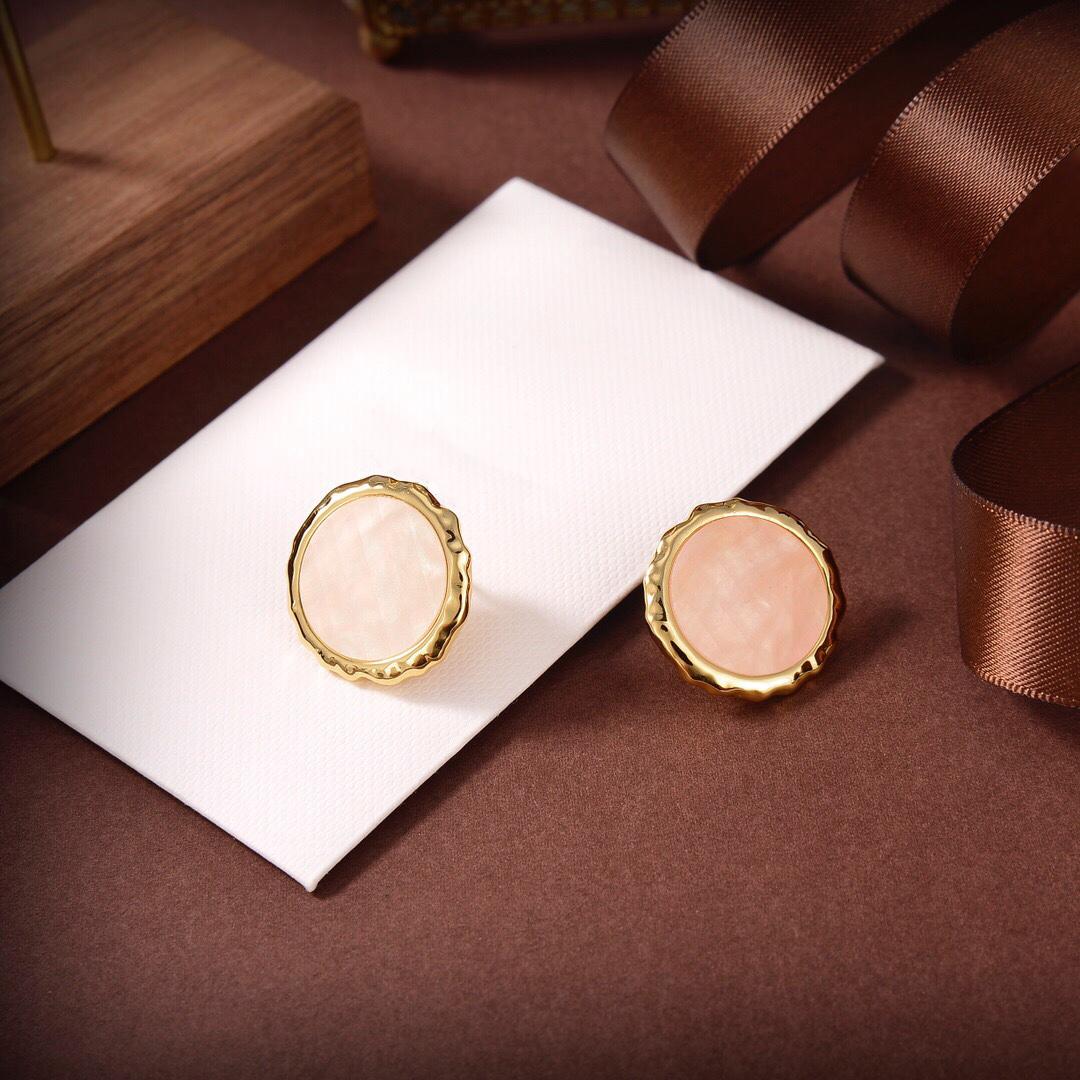 

2022 New Luxury New Golden Earrings Stud Unique Designers Full Personality Glamour, Golden;silver