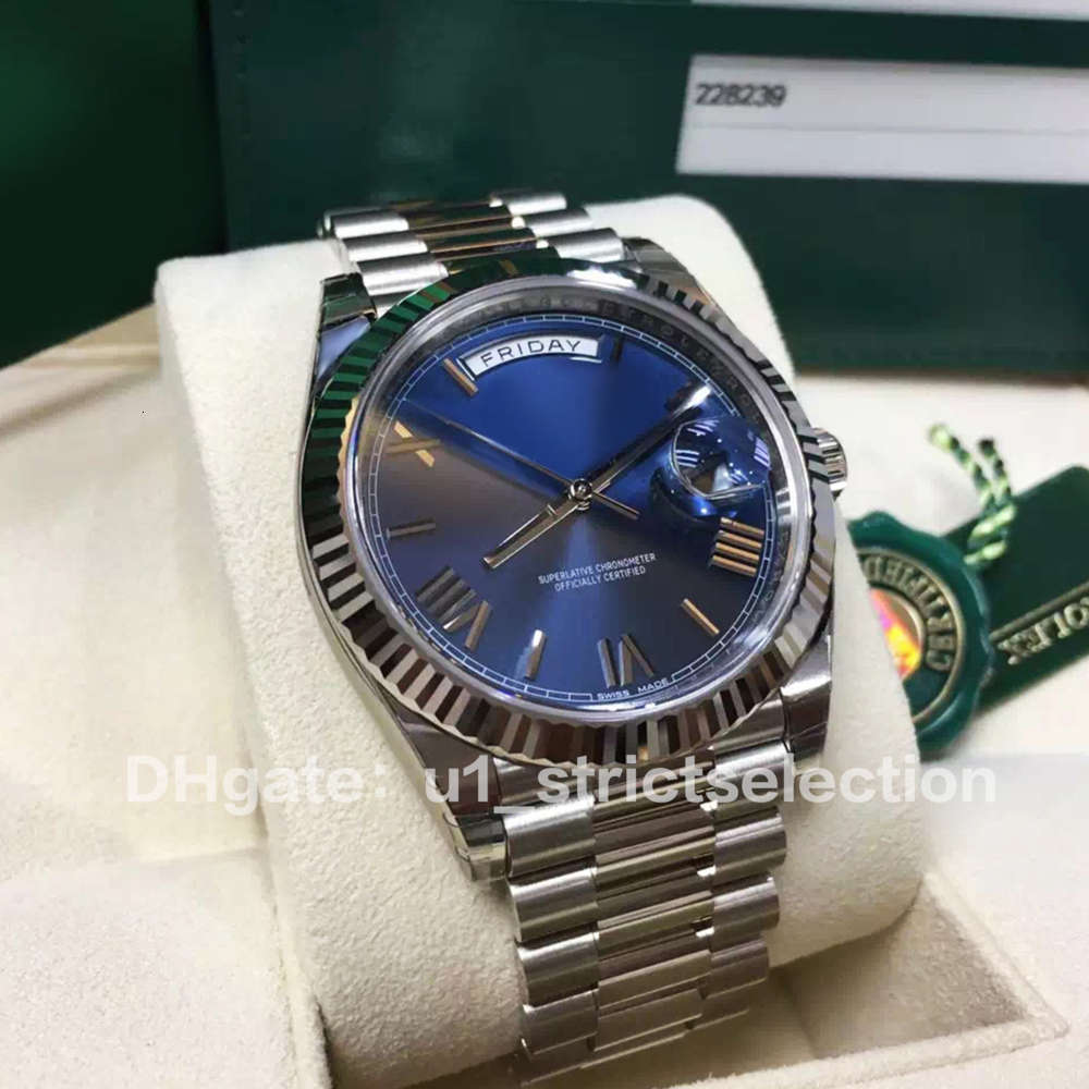 

Luxury fashion classic waterproof men Daydate watch Roman numerals Sapphire 41MM week calendar stainless steel casual business automatic, As is shown in