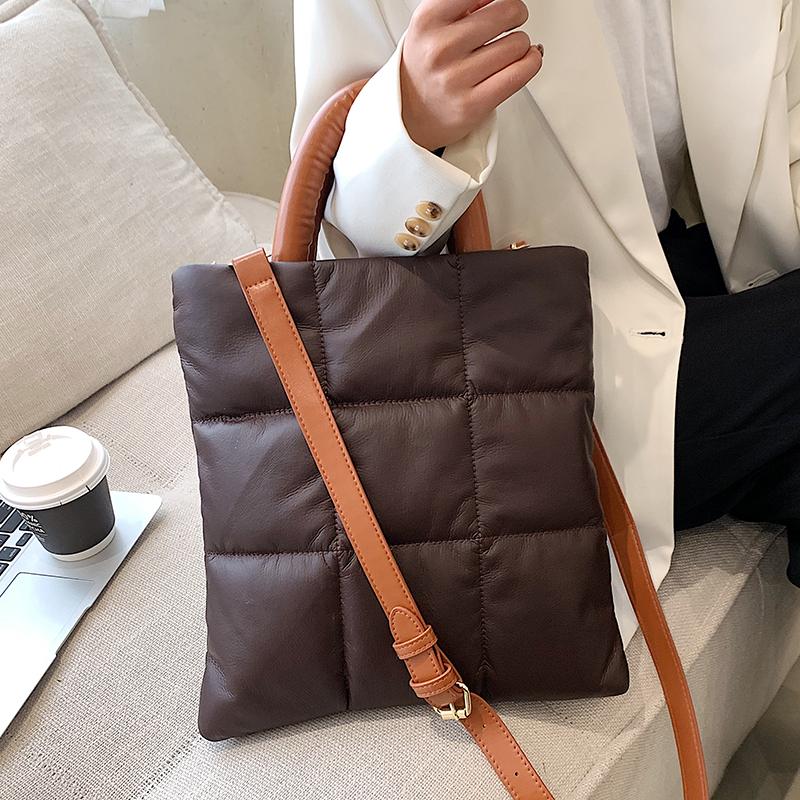 

Evening Bags 2022 Winter Big Tote Padded Handbags Designer Women Shoulder Luxury Fashion Large Down Cotton Crossbody Purses Totes