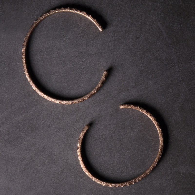 

Hammered Solid Copper Metal Bracelet Rustic Vingtage Punk Unisex Cuff Bangle Viking Handmade Jewelry Gift for Men Womeng