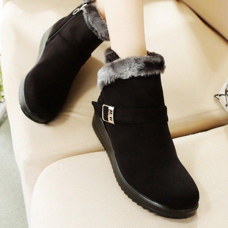 

with plush Women's shoes with large size, new women's shoes soles and short boots in autumn and winter, Black