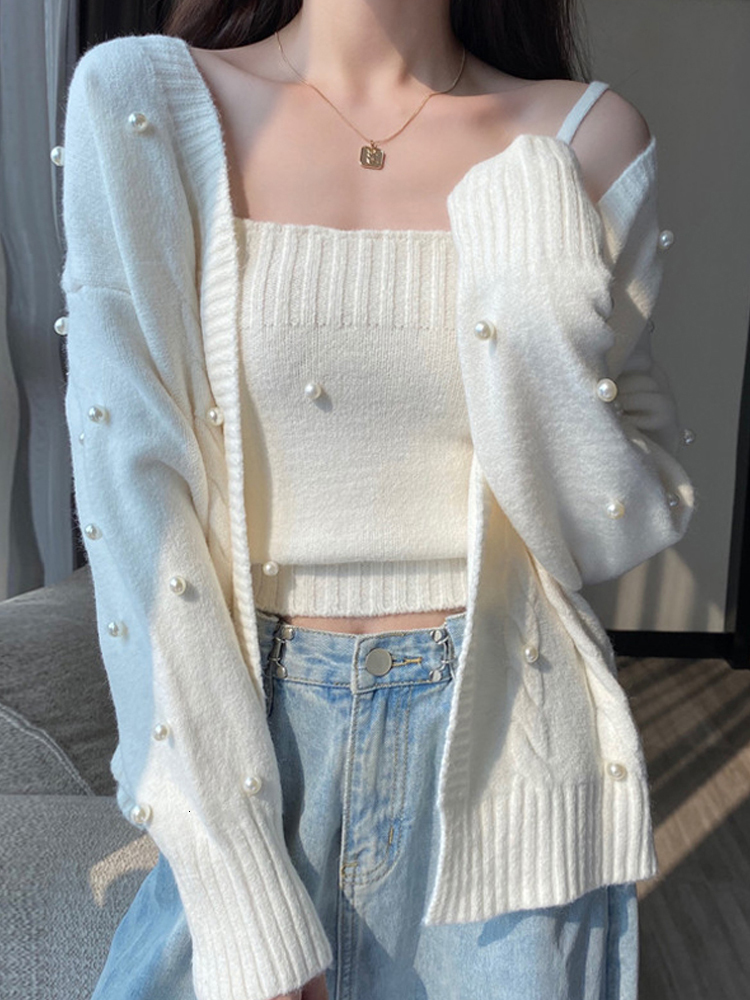

2021 New hot style outer wear white knitted cardigan women's gentle wind sweater coat 94YU