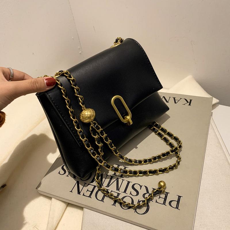 

Retro small bag female 2021 autumn and winter new fashion chain messenger bag net red soft leather small square, Black