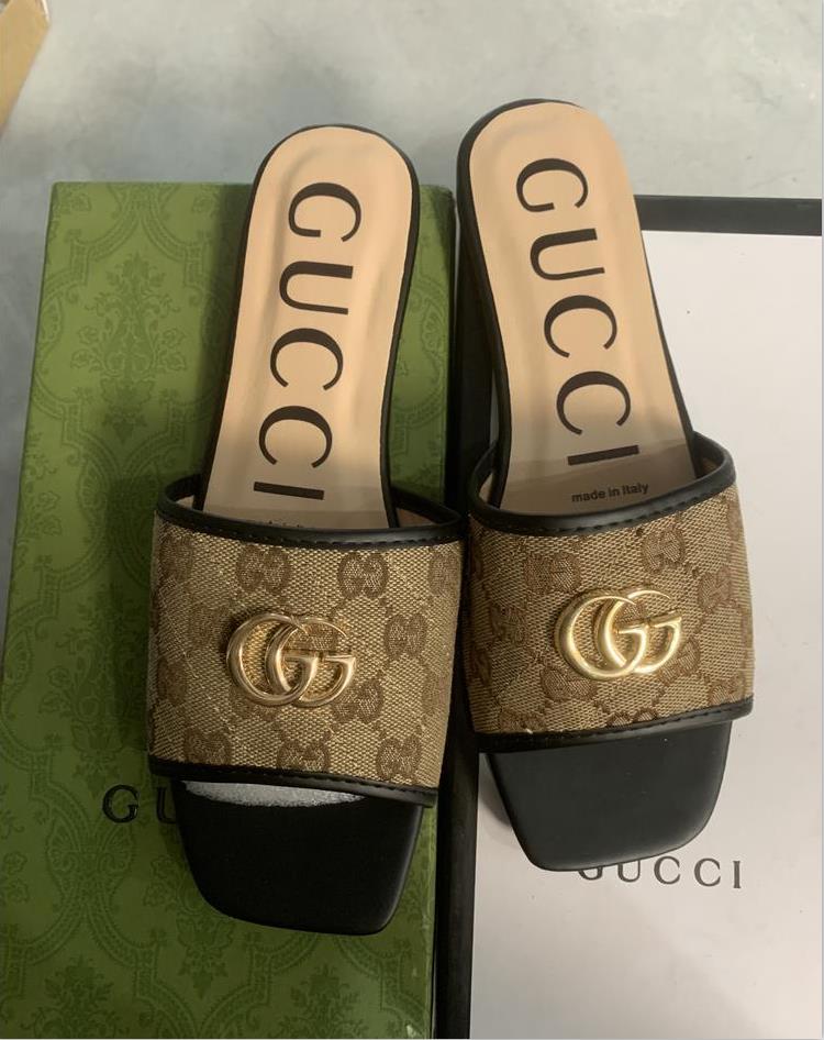 

2022m Woman Designe slippers shoes fas GGLVLouisVittonYSLVUTTON, A+