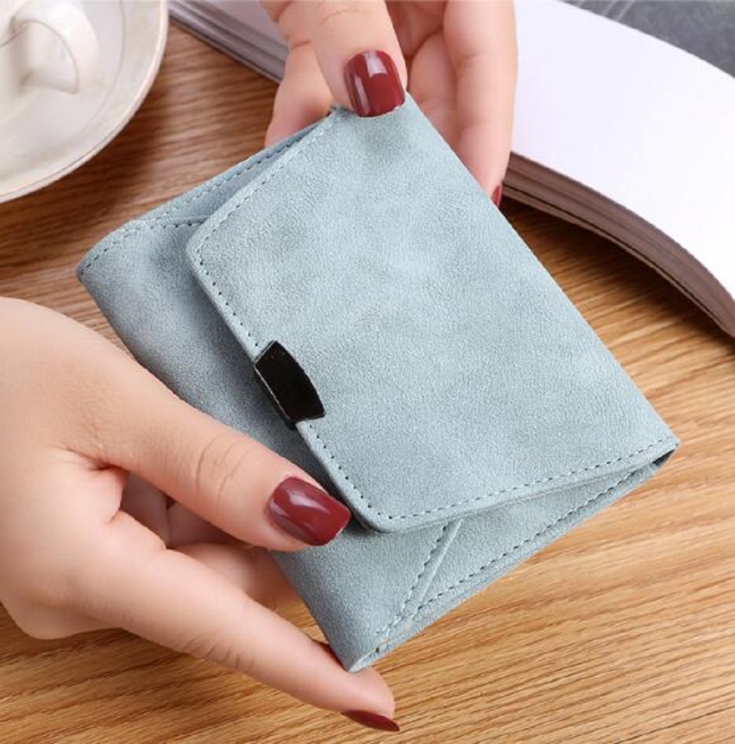 

Wholesale NN old flower mini coin purse classic key chain fashion wash bag tote cards package Credit card holder