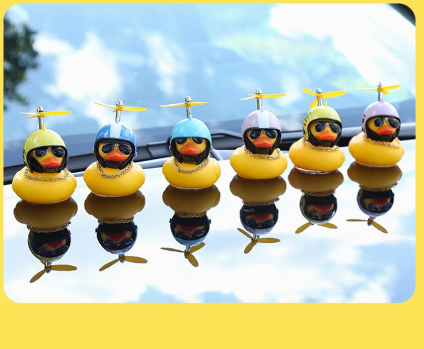 

2021 Small Yellow Bike Duck Bicycle bell Luminous Normal Airscrew Helmet Ducky Dicycle Wind Motor Riding Cycling Lights Horn accessories