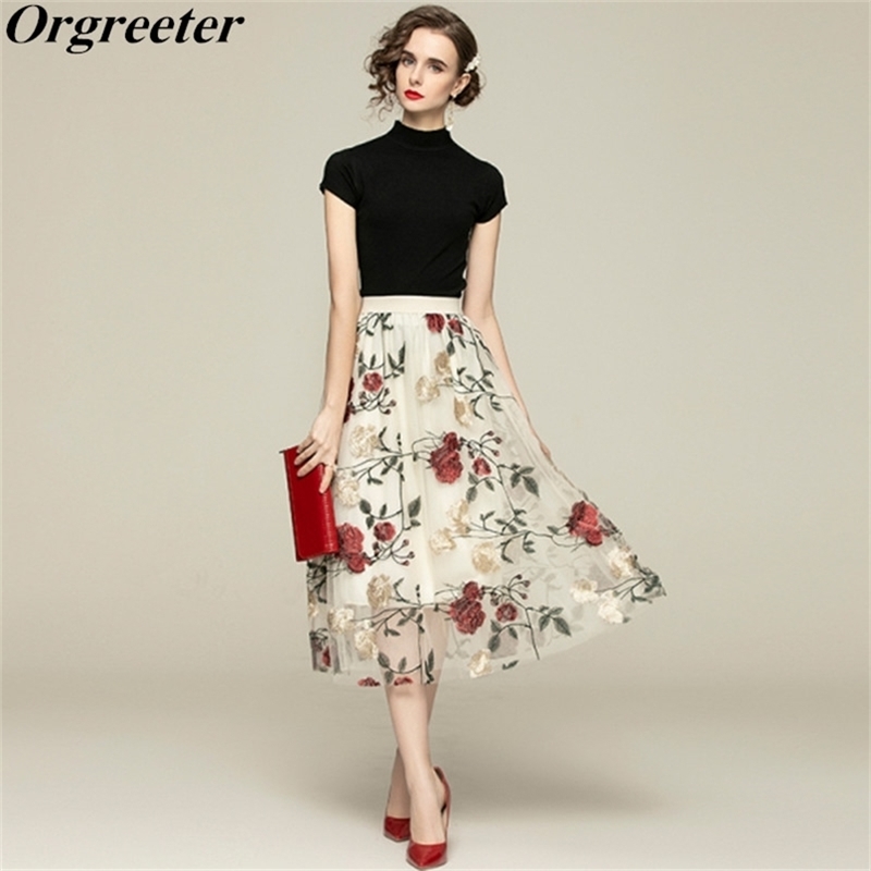 

Summer 2 Piece set Women Black Turtleneck Short Sleeve Knitted Tops and Flowers Embroidery Mesh Long Skirt Sets 210602
