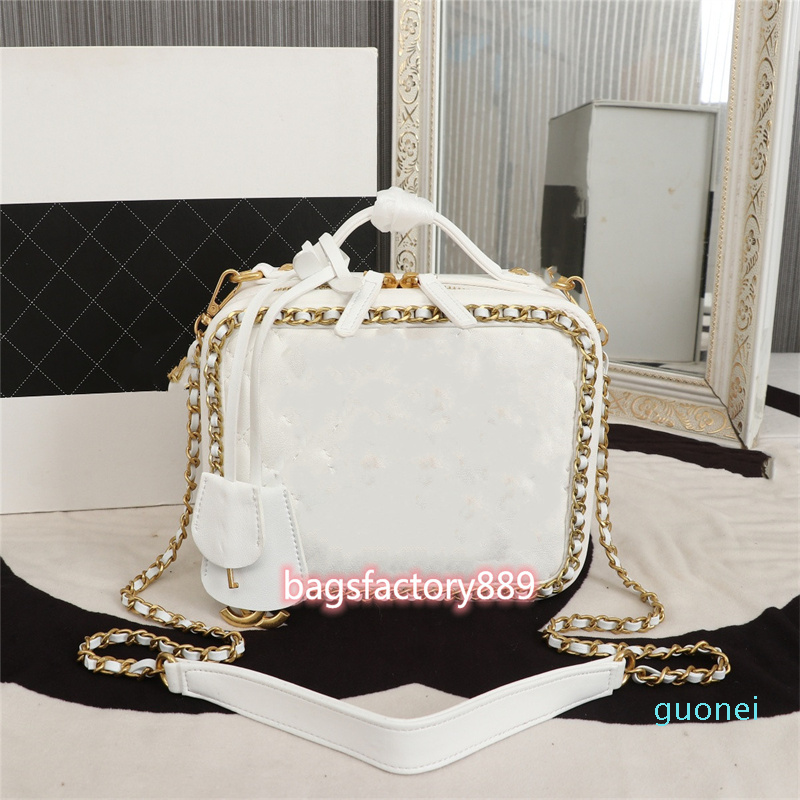 

Spring and summer ss bags cosmetic box packing beauty burst added ring chain is more noble than hold fashion tas 5565, This specifications don´t shipment