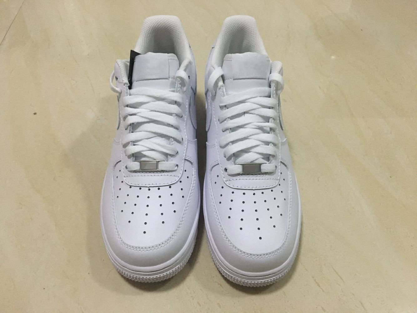 

white Low fairfo 1 Runner Sneakers Running Shoes, Men's size