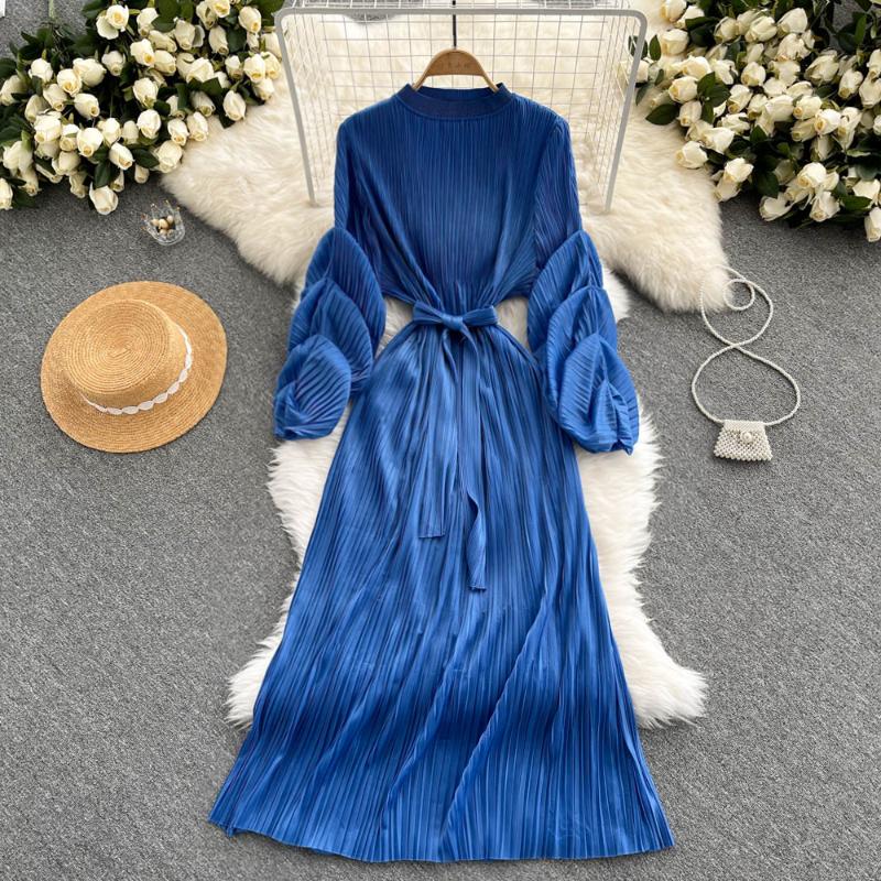 

Casual Dresses Autumn Women Pleated Maxi Dress Solid Vintage Fashion Elegant Long Sleeve Vestidos Female Robe Woman Clothing 2021, Blue