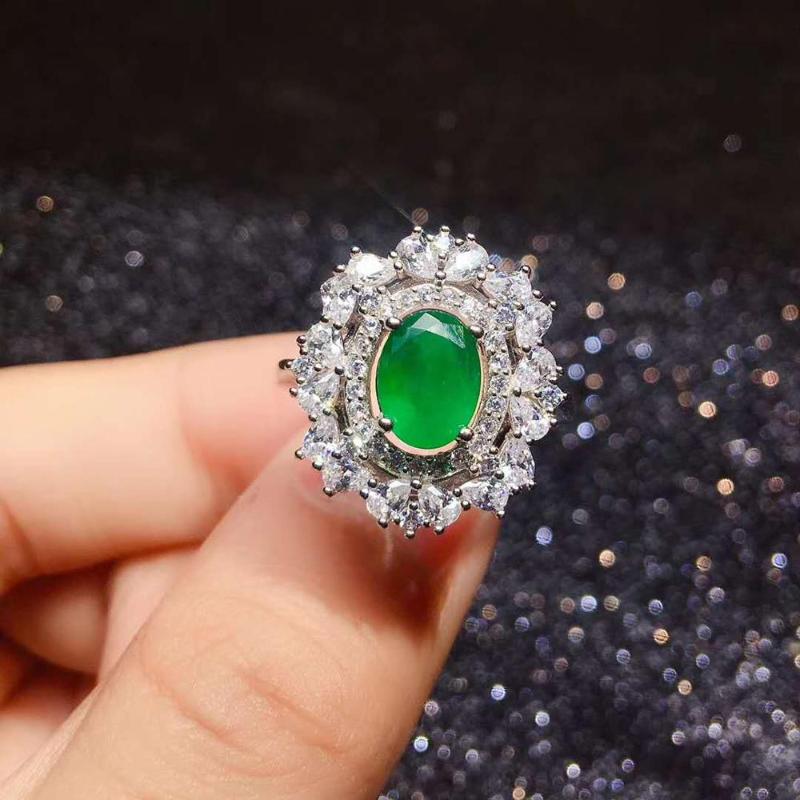 

Cluster Rings Natural Emerald Ring Fashionable Gem Quality 925 Silver 6x8mm, Golden;silver