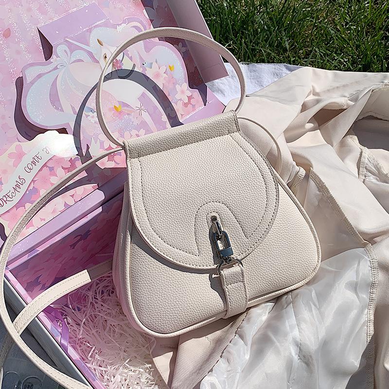 

Ladies Tote 2021 New High-quality PU Leather Women's Designer Handbag Portable Shoulder Messenger Bag, Beige