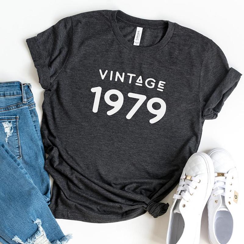 

Women' T-Shirt Vintage 1979 Women 42 Years Old 42nd Birthday Gift Girls Mom Wife Daughter Party Top Tshirt Cotton Streetwear Tee Shirt, Black