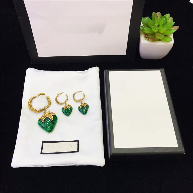 

Retro Nostalgic Earrings Strawberry Bright Studs Golden Letter Earrings Temperament All Match Earrings Ladies Gift Women