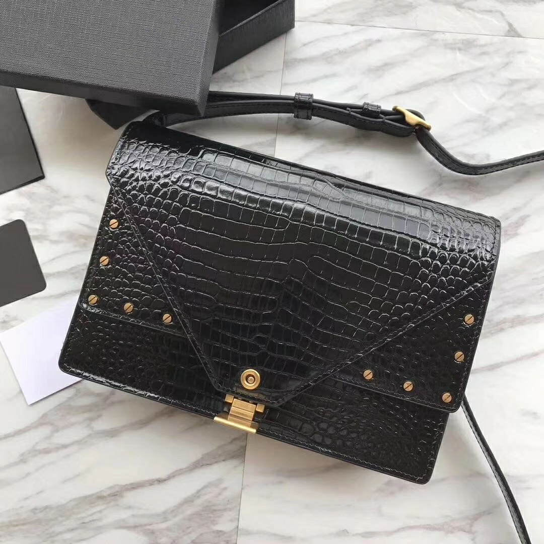 

New handbag 7A high-end quality fashion handbag one shoulder diagonal cross leather woman's bag elegant bag Interior Compartment 578056