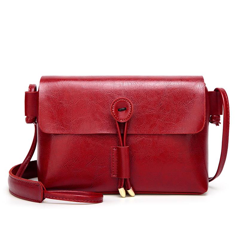 

The New Trendy Women's Postman Bag Is A Simple And Stylish Stiletto One-shoulder Women's Bag, Black