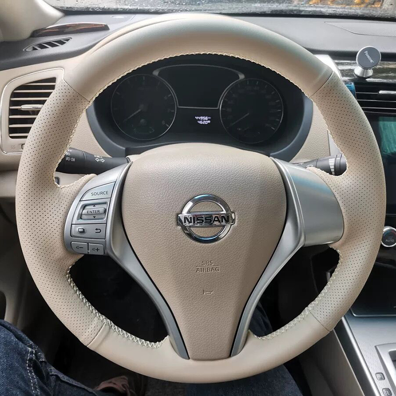 

It Is Applicable To Nissan Teana Hand Sewn Steering Wheel Cover of 13-14-15-16-17-18 Models