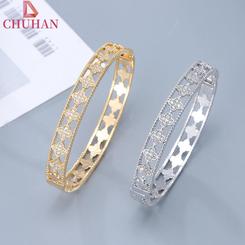 

Bangle CHUHAN Sweet Four-leaf Clover Inlaid Zircon Copper Bracelet Romantic Women Charm Korean Fashion Jewelry C626