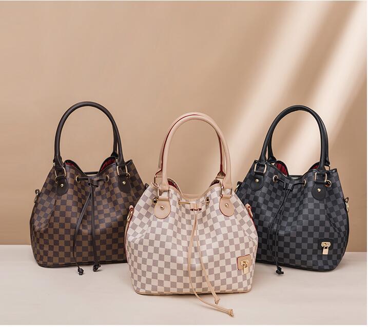 

Women Luxurys Designers Bags Crossbody High Quality Handbag Womens Purses Shoulder Shopping Totes Bag, W2