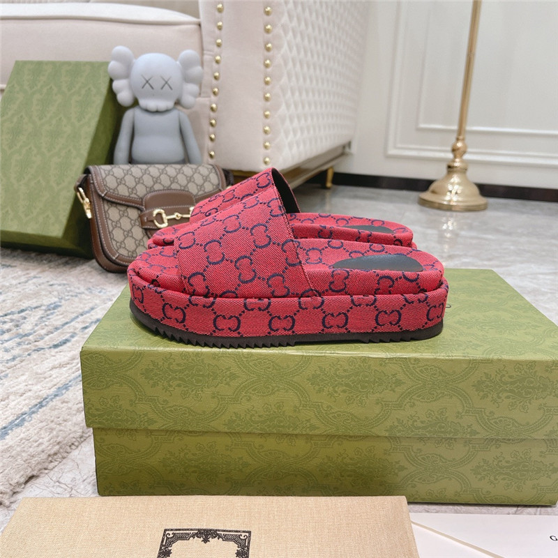 

Designer Sandals Men and Women Canvas Platform Sandal Classic Slippers Embroidered Platform Rubber Floral Brocade Flip Flops, Apricot