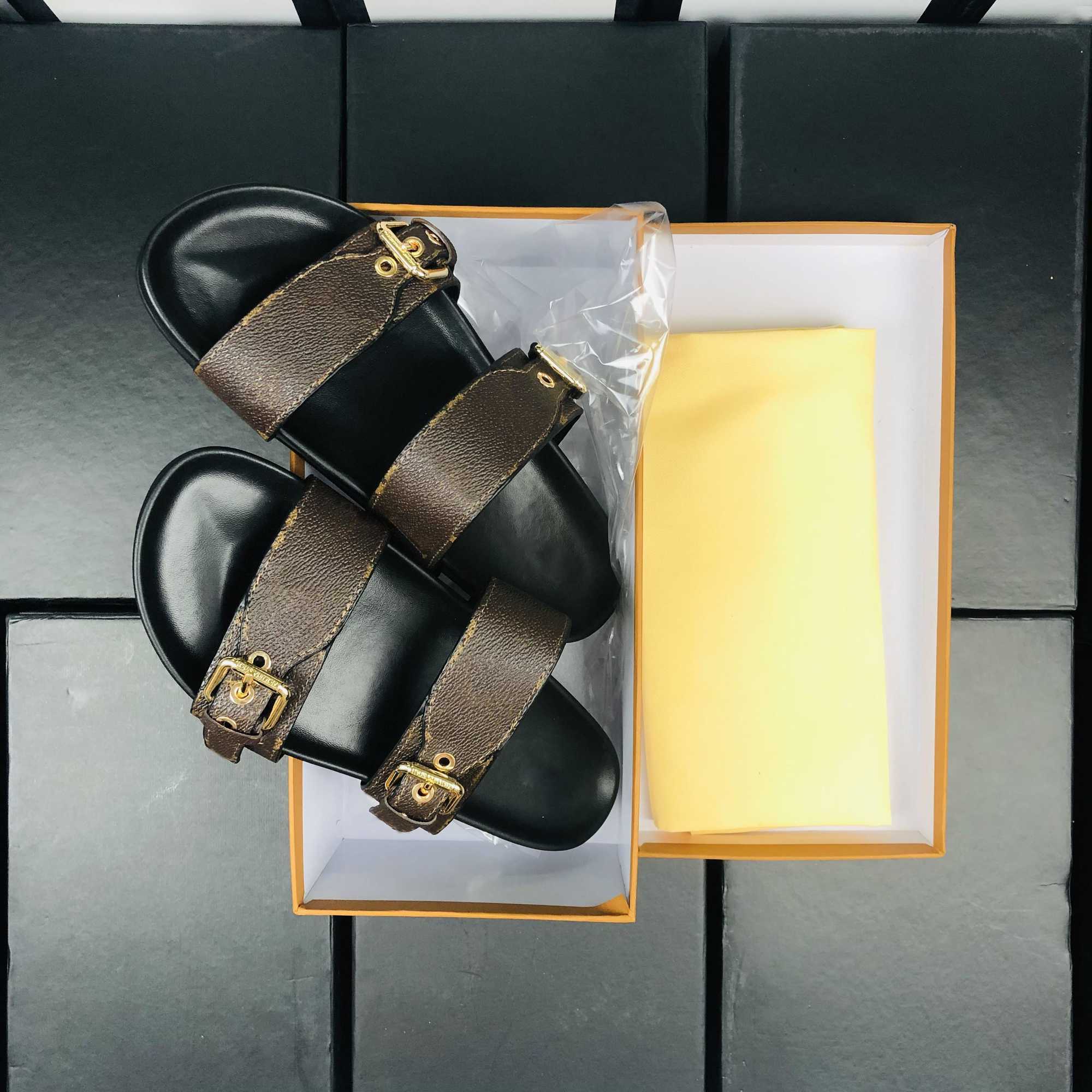 

Women Summer Slippers slide BOM DIA FLAT MULE 1A3R5M Cool Effortlessly Stylish Slides 2 Straps with Adjusted Gold Buckles sandals box larges, Pay for freight