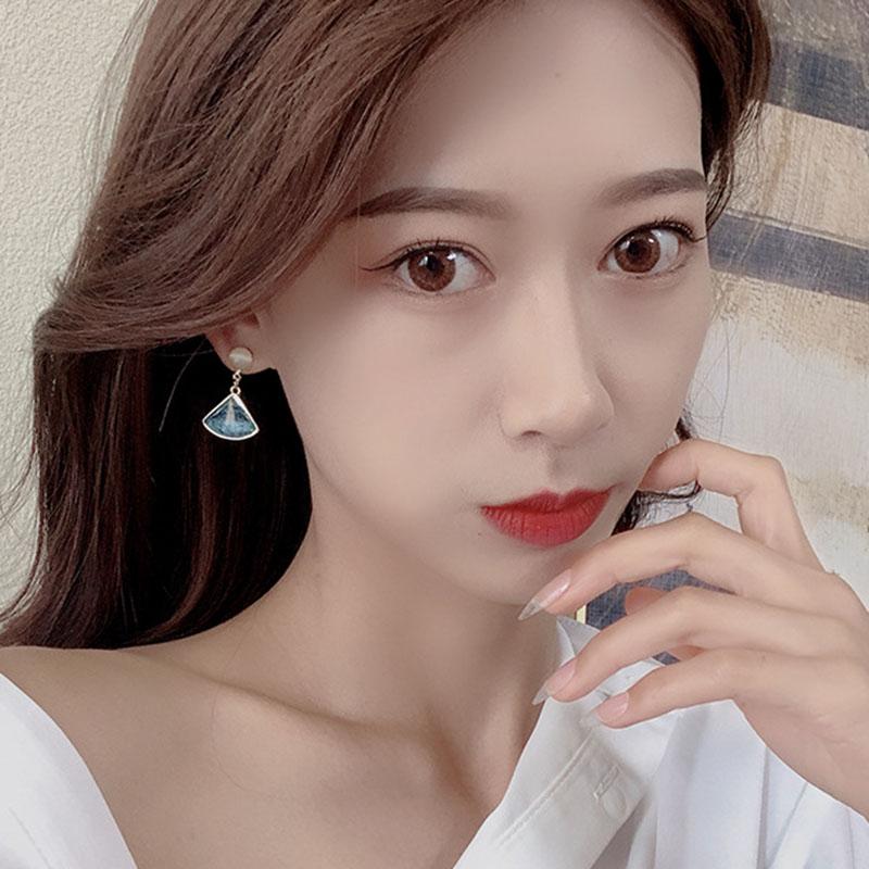 

Dangle & Chandelier Trendy Sector Opal Drop Earring Geometric Cat's Eye Alloy Simple Scalloped Acrylic Faceted Blue Fashion Women Jewelry