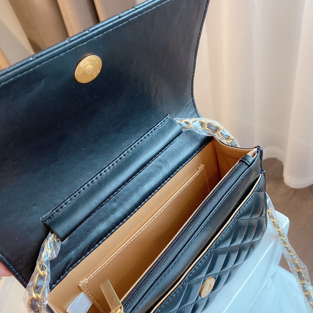 

High Quality Sheepskin Female Bag Letter Badge Shoulder Bag French Fashion C Bag Messenger Bags With Gift Box Free Shipping, Red;black