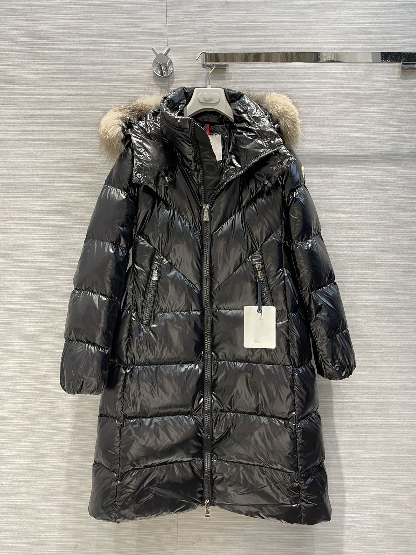 

Milan Runway Down & Parkas 2021 Winter With Raccoon Dog Fur Collar Long Sleeve Panelled Women' Coats Designer Brand Same Style Outerwear 0823-10, Black