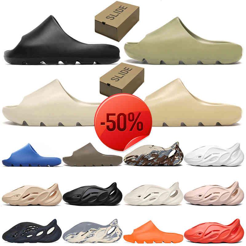 

2021 Classic Summer Designer Kids Slide Slippers Sandals Flat Men Women Kanyes Runners Rubber Mineral Blue Slides Bone Resin Desert Sand mA, D31 kids foam runner 32-35 (1)