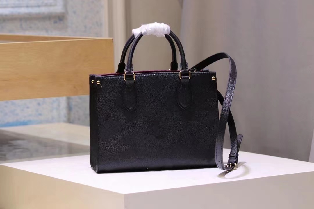 

2021 Luxury fashion printed leather Shopping bag designer embroidered high quality single shoulder large capacity tote, As shown in the figure