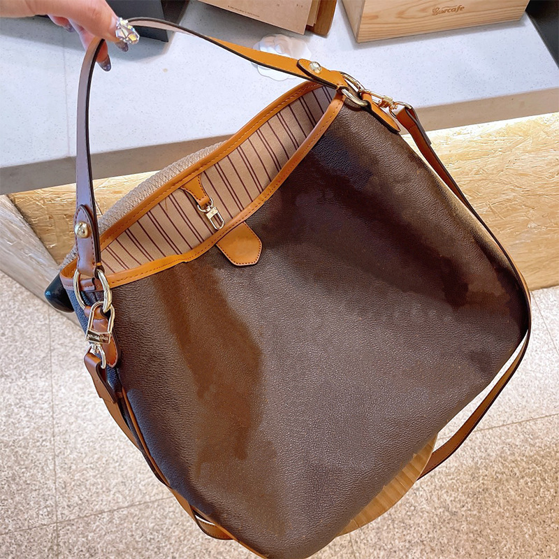

Luxury Designer Vintage Presbyopia Bag Large Capacity Shopping Tote Bags Handbag Female Cross-border Womens Casual Messenger Bag, Brown