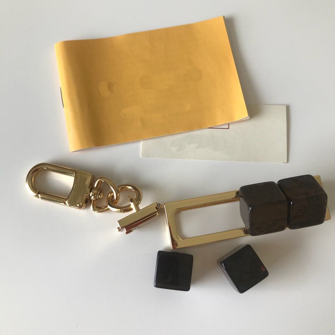 

Dice Detachable strap Keychains Letter High Quality Metal Handmade Unisex Designer Key Ring Men Women Pendant Pattern Car Keychain Jewelry Accessories with box b03