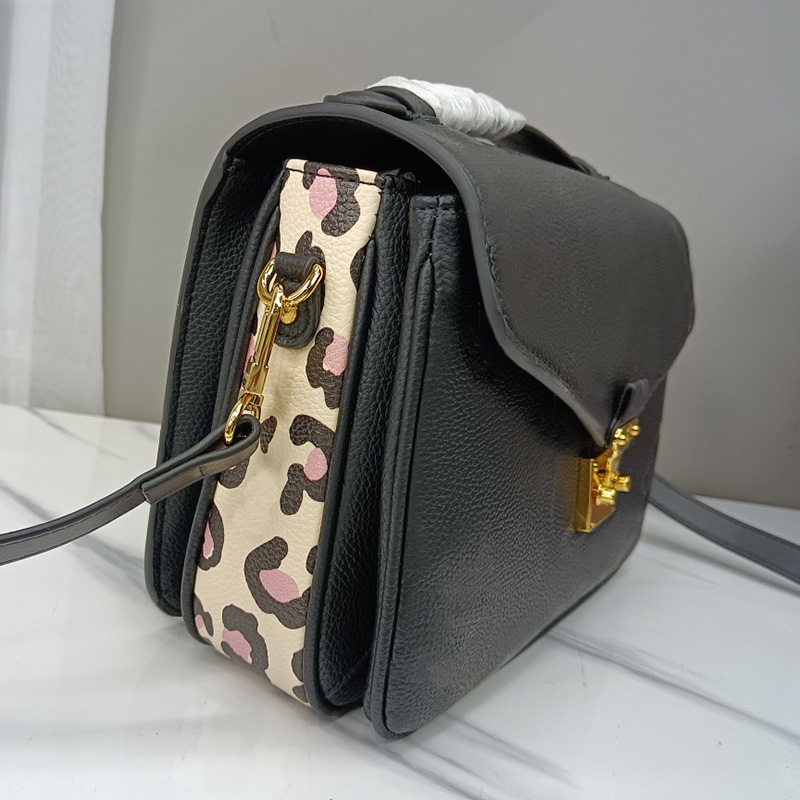 

Women Jumbo 25CM Large Shape Flap Chain Shoulder Bags Handbag Women Clutch Messenger Bag Crossbody Purse Shopping Tote wellt, As pic 2