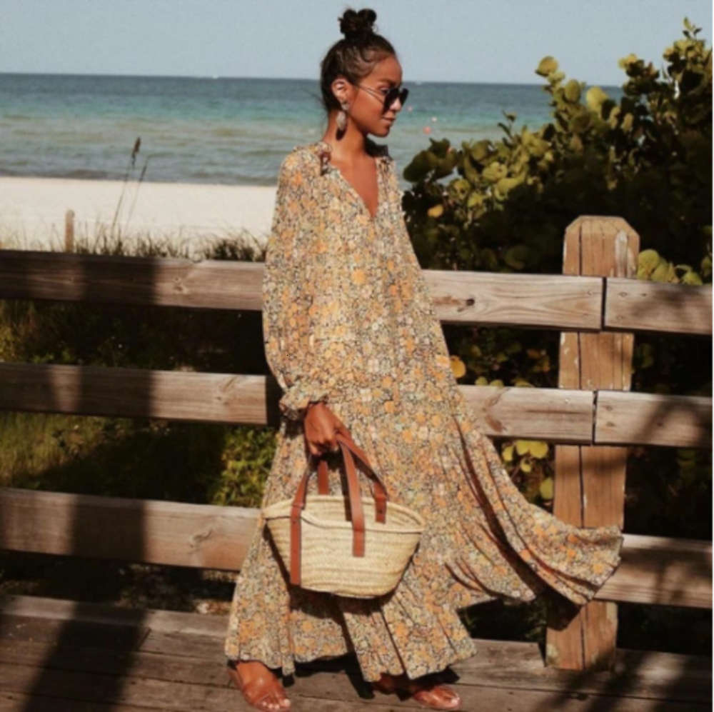 

New women' dress in summer 2021, Khaki