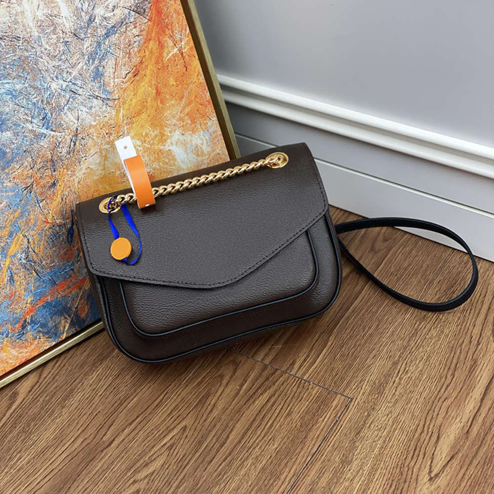 

7A+Fashion 2021 new style Presbyopia red lining M45592 graceful bag Concurrently urban fashion sense and casual wind Shoulder or cross slung ashionbags